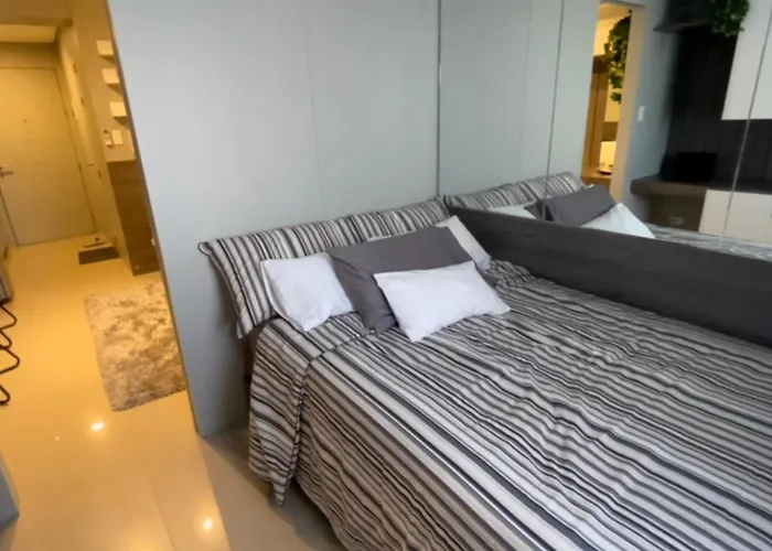 Metro Condotel Shore 2 Residences Tower 1 Aparthotel 4*